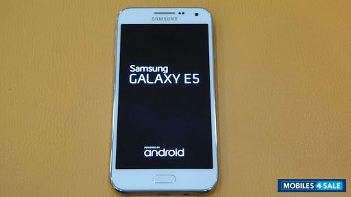 White Samsung Galaxy E5