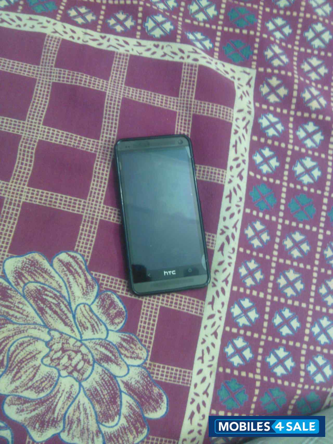 Black HTC One