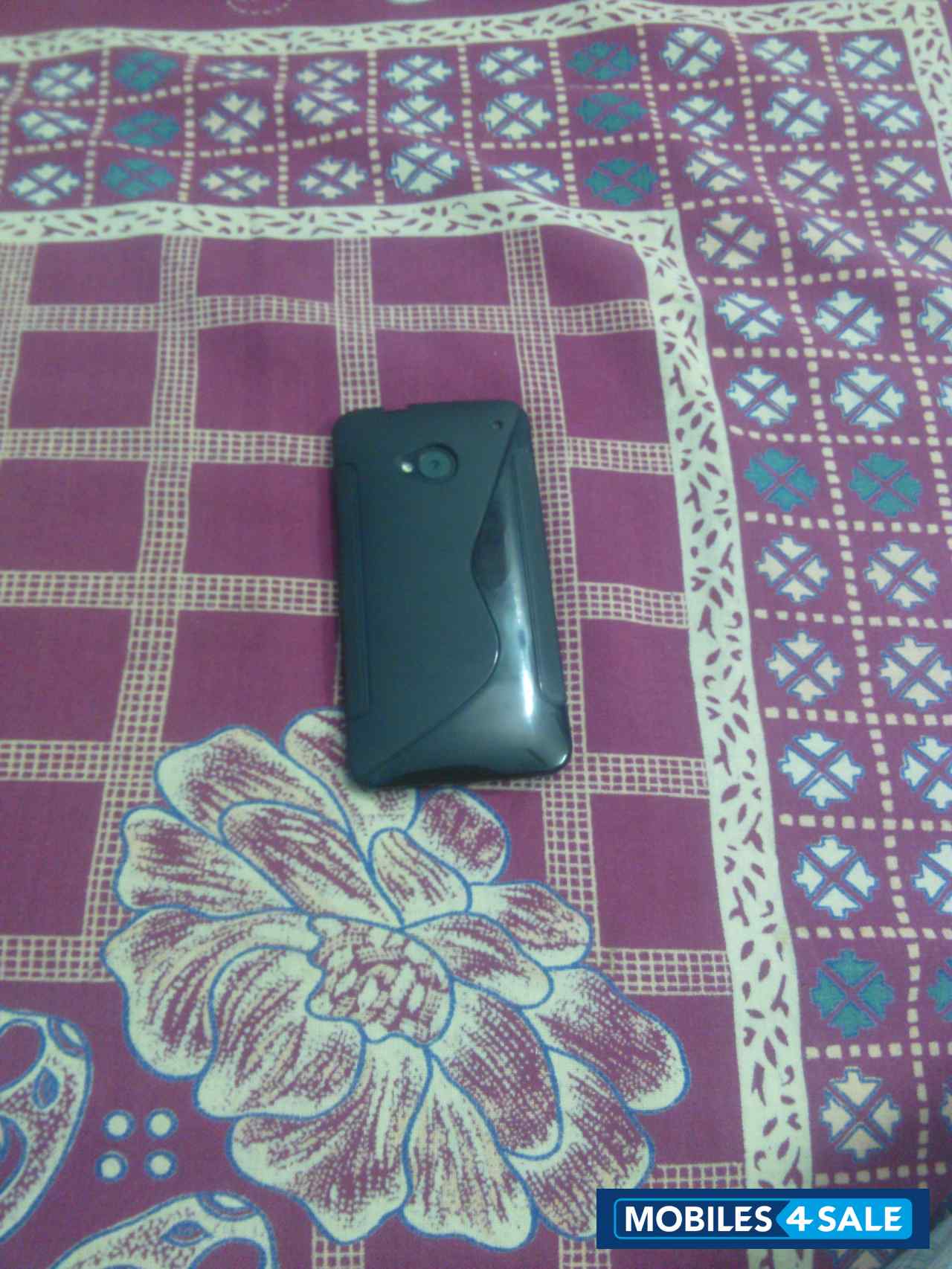 Black HTC One