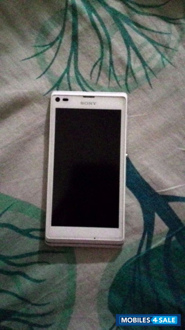 White Sony Xperia L