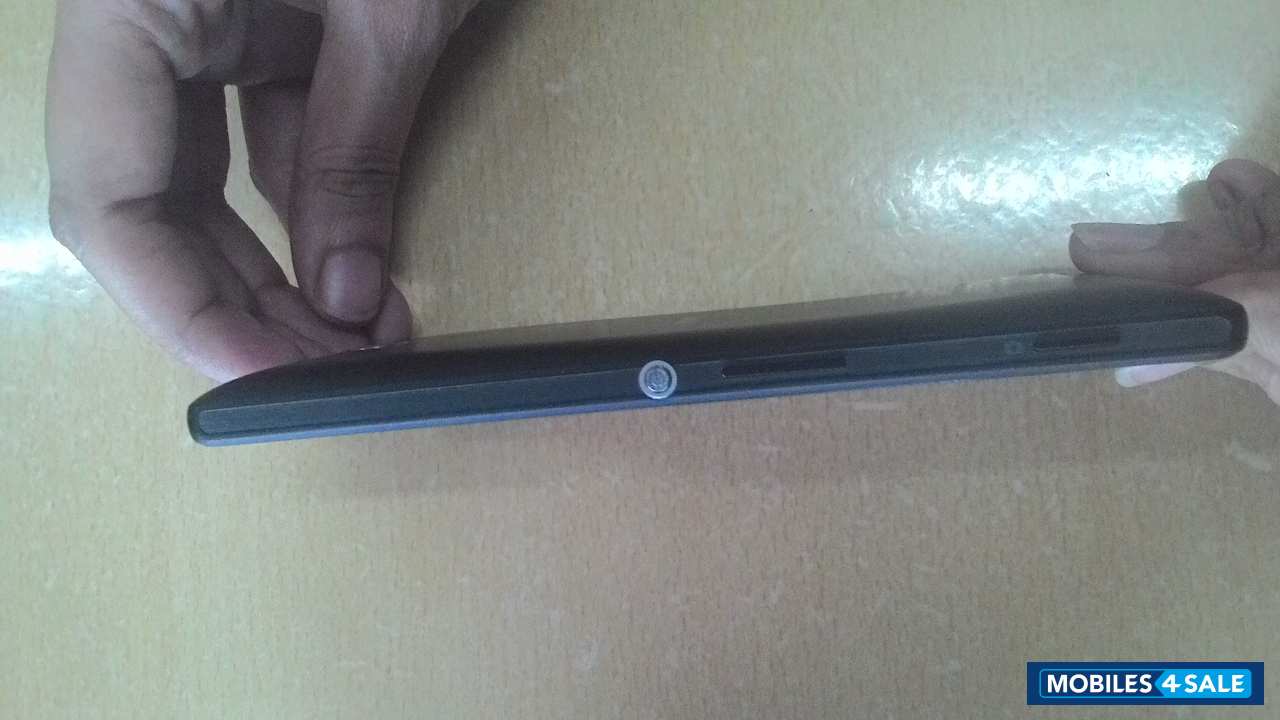 Black Sony Xperia C