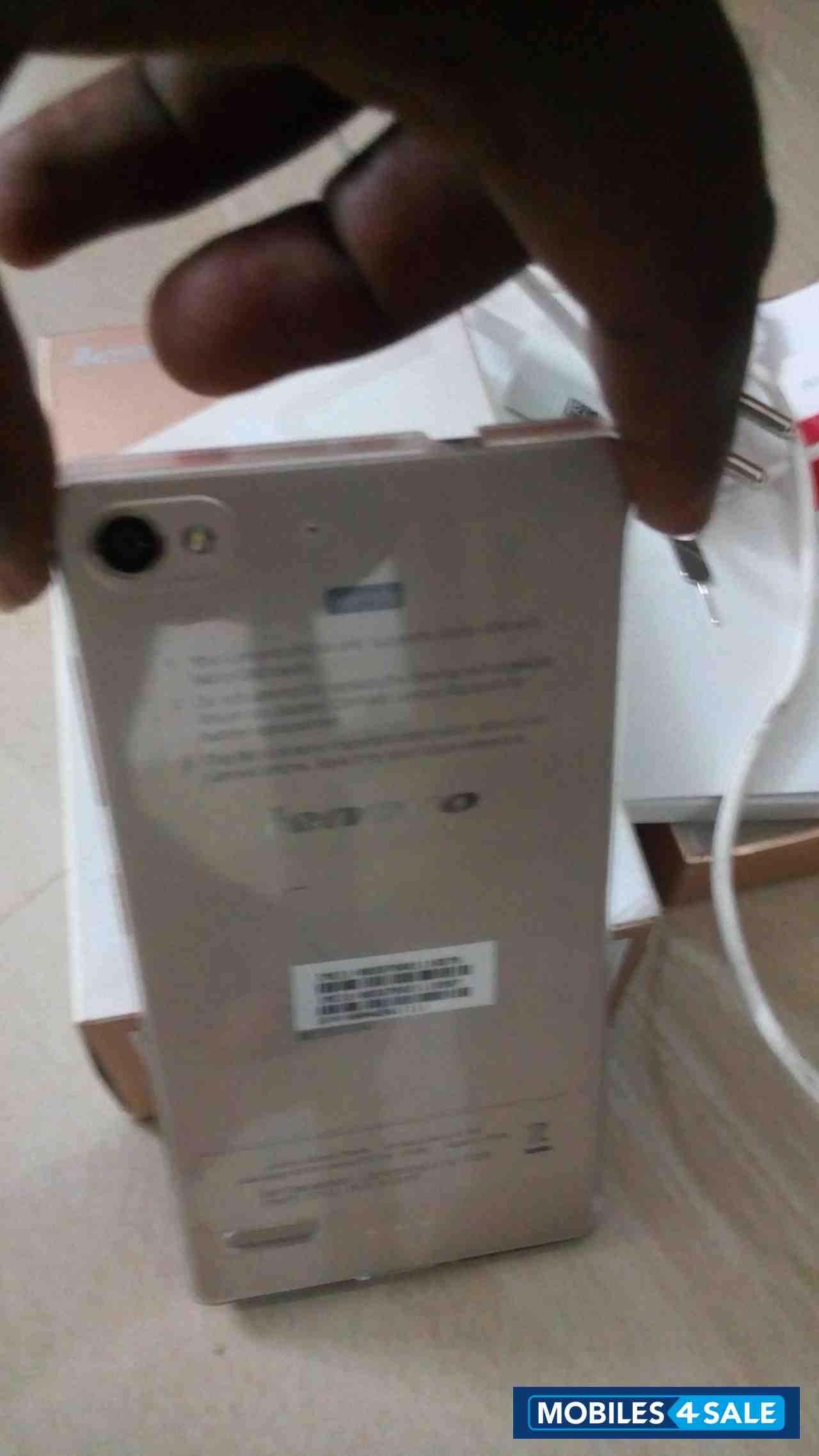 Gold Lenovo Vibe X2