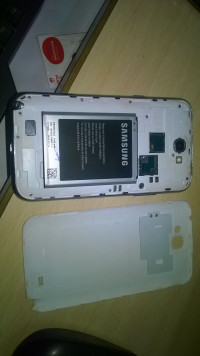 White Samsung Galaxy Note 2