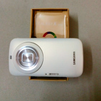 White Samsung Galaxy K Zoom