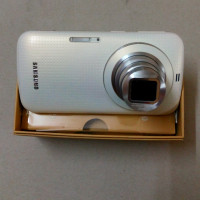 White Samsung Galaxy K Zoom