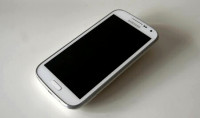 White Samsung Galaxy K Zoom