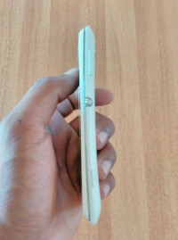 White Sony Xperia L