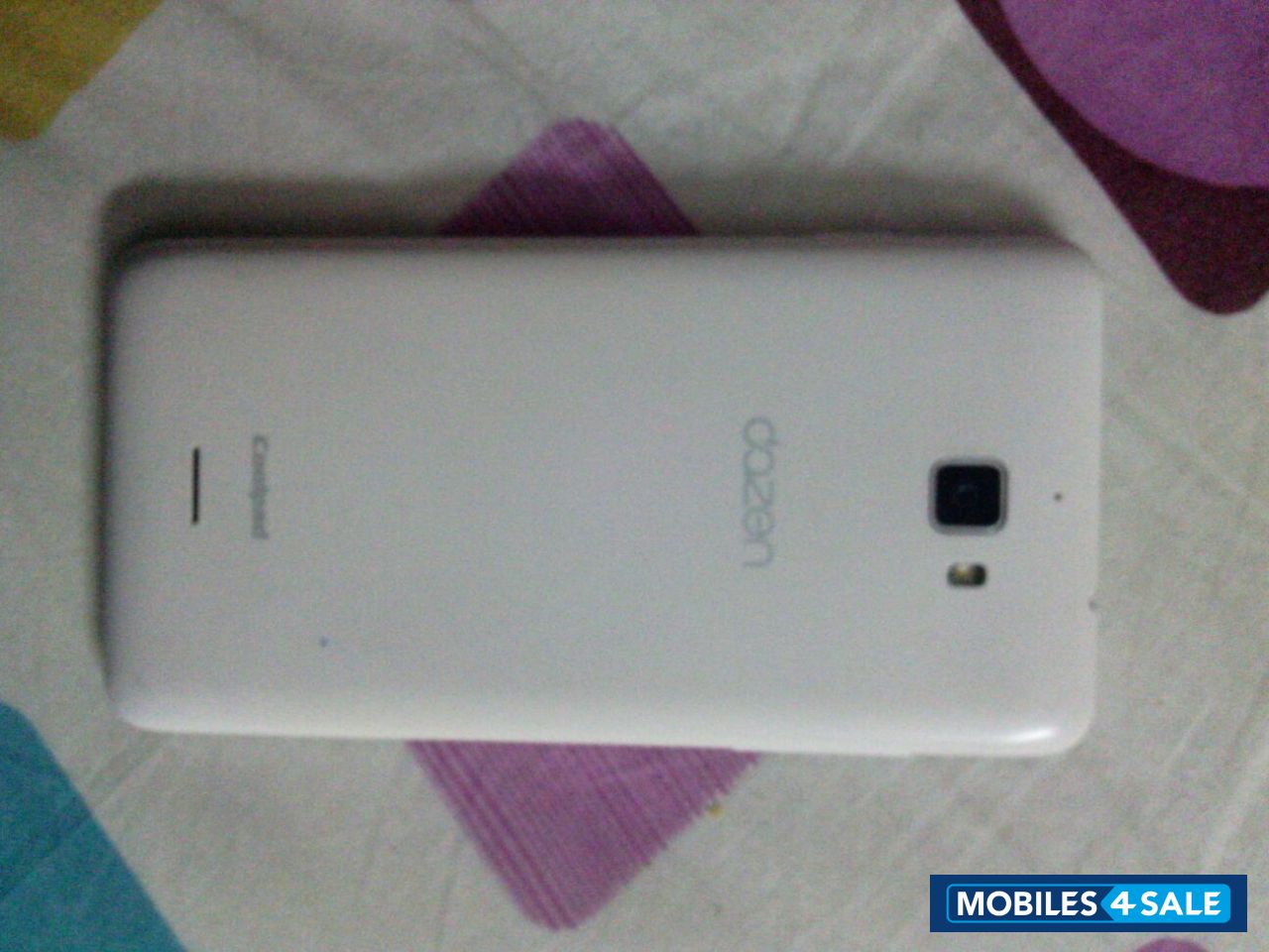 White Coolpad Dazen 1