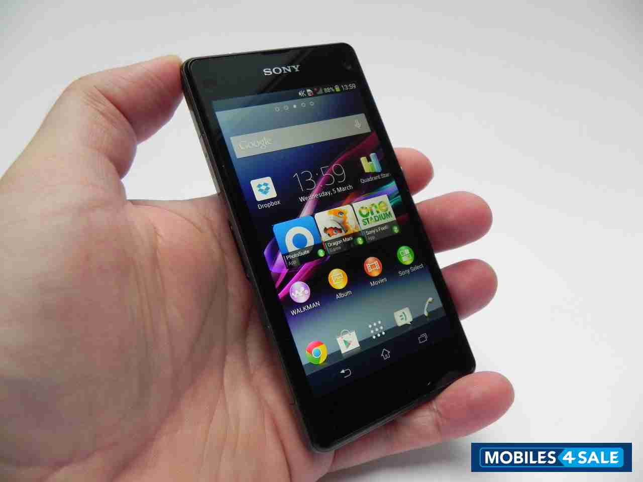 Black Sony Xperia Z1 Compact