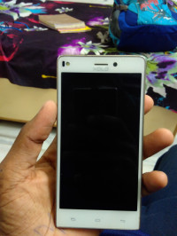 White Xolo Play 8X-1020