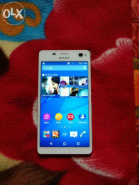 White Sony Xperia C4 Dual