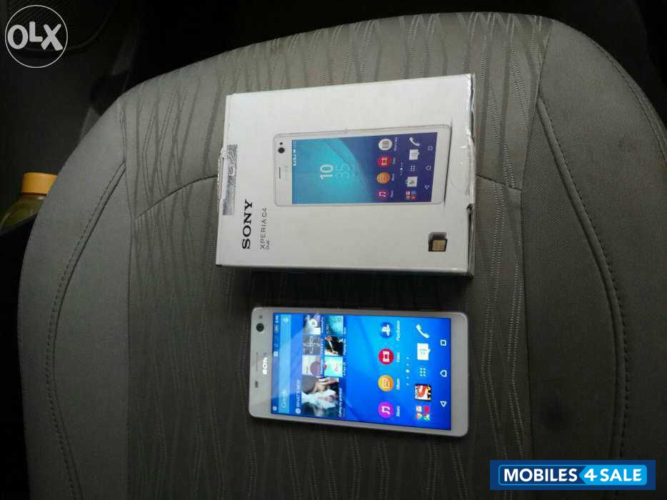 White Sony Xperia C4 Dual