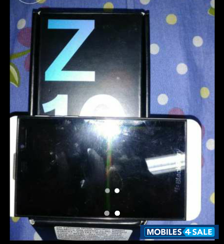 White BlackBerry Z10