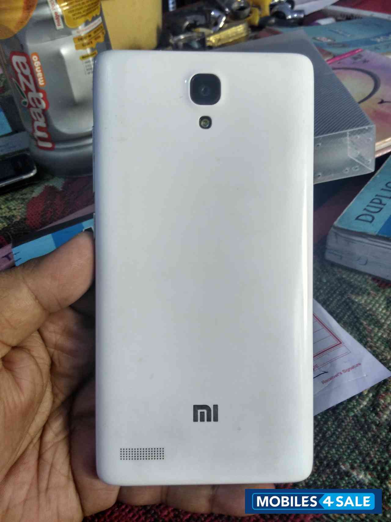 White Xiaomi Redmi Note 4G