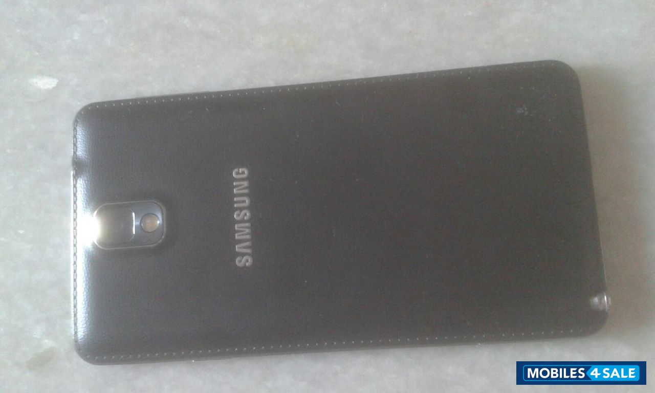 Black Samsung Galaxy Note 3