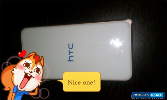 White HTC Desire 820