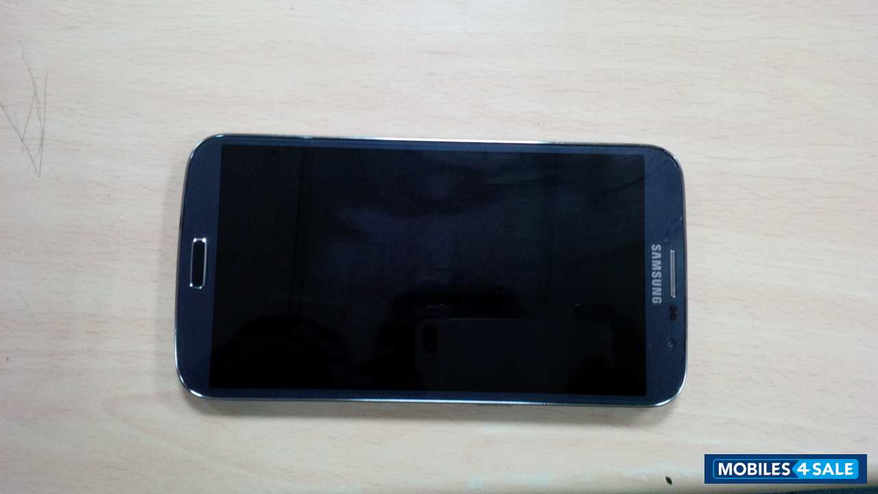 Black Samsung L-series