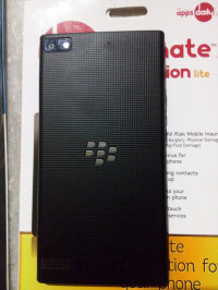 Black BlackBerry Z3