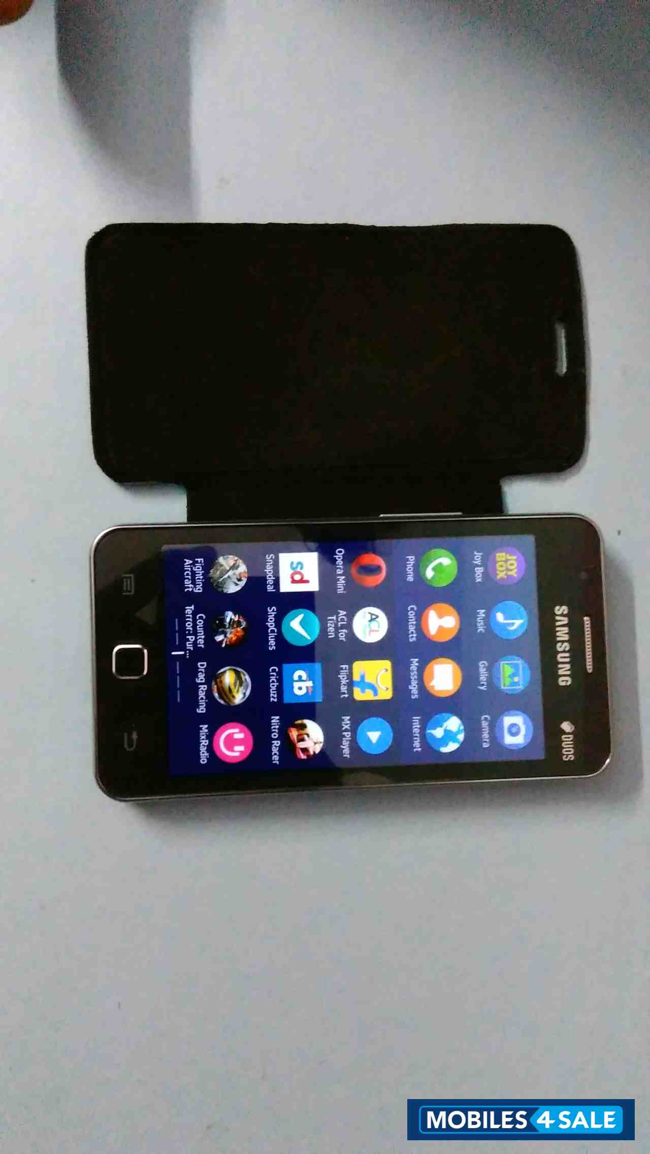 Black Samsung Z1 Tizen