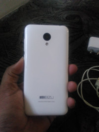 White Meizu M2