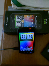 Black HTC Incredible S