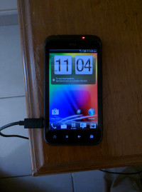 Black HTC Incredible S