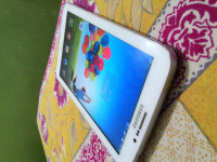 White Samsung Galaxy Tab 3 211