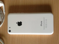 White Apple iPhone 5C