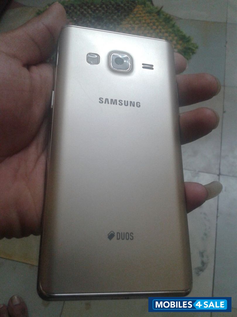 Gold Samsung Z3