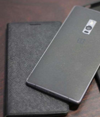 Sandstone Black OnePlus Two