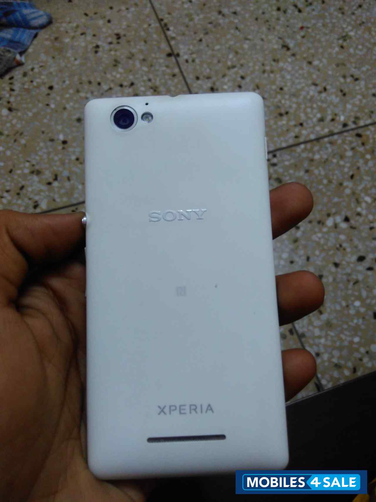 White Sony Xperia M Dual