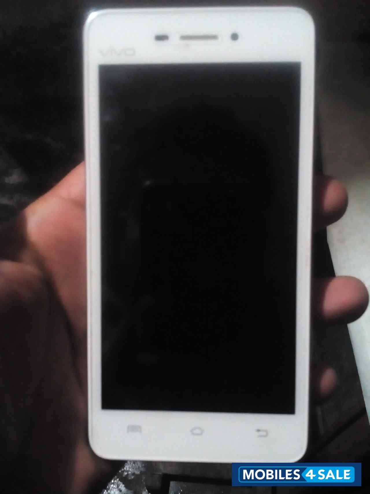 White Vivo Y-series y31