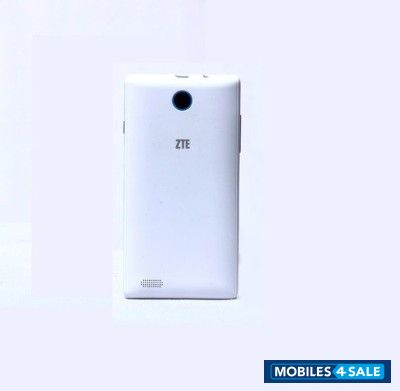 White ZTE Blade V815W