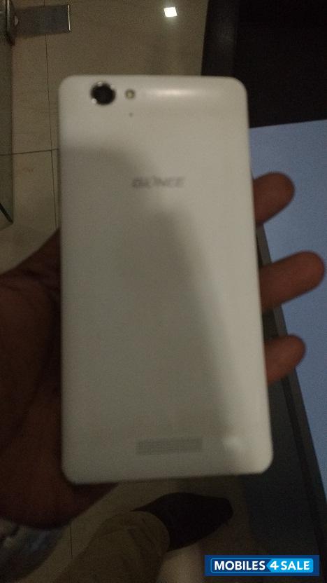 White Gionee Marathon M3