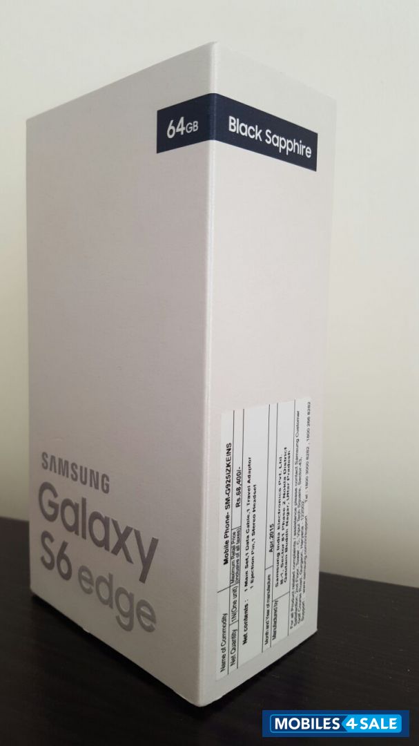 Black Samsung Galaxy S6 Edge