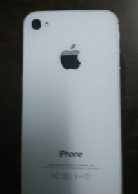 White Apple iPhone 4S