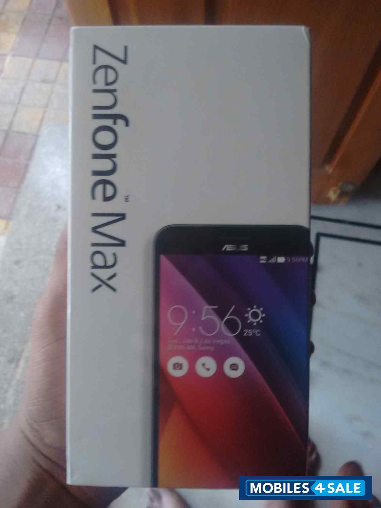 Black Asus Zenfone Max