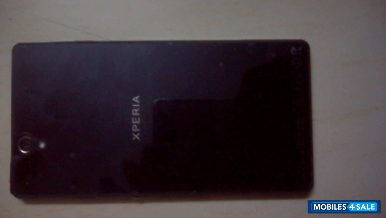 Black Sony Xperia Z