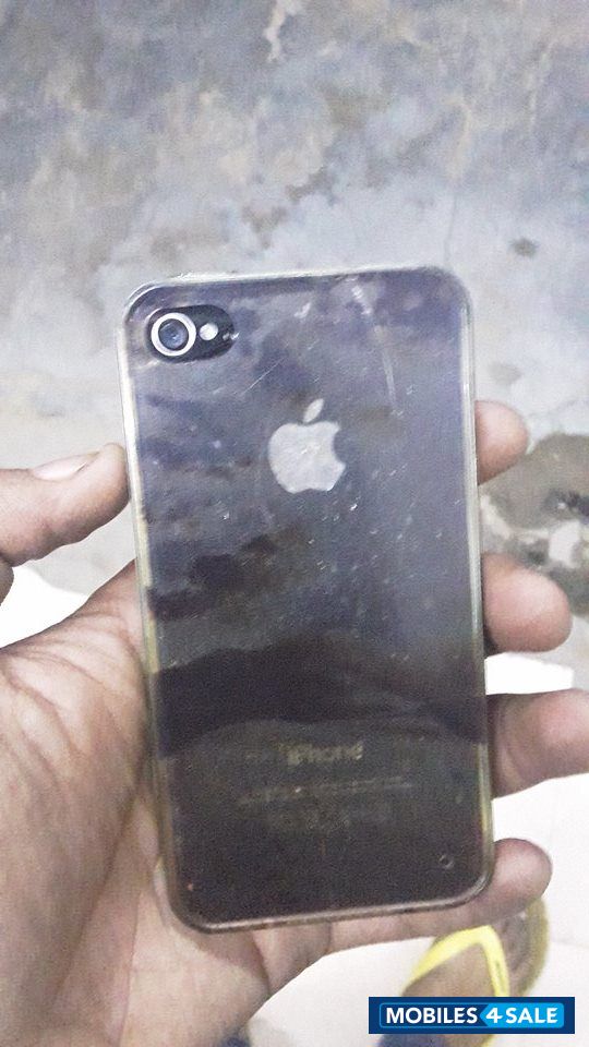 Black Apple iPhone 4