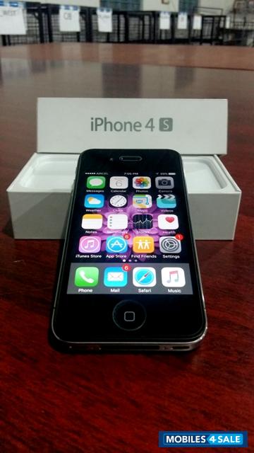 Black Apple iPhone 4S