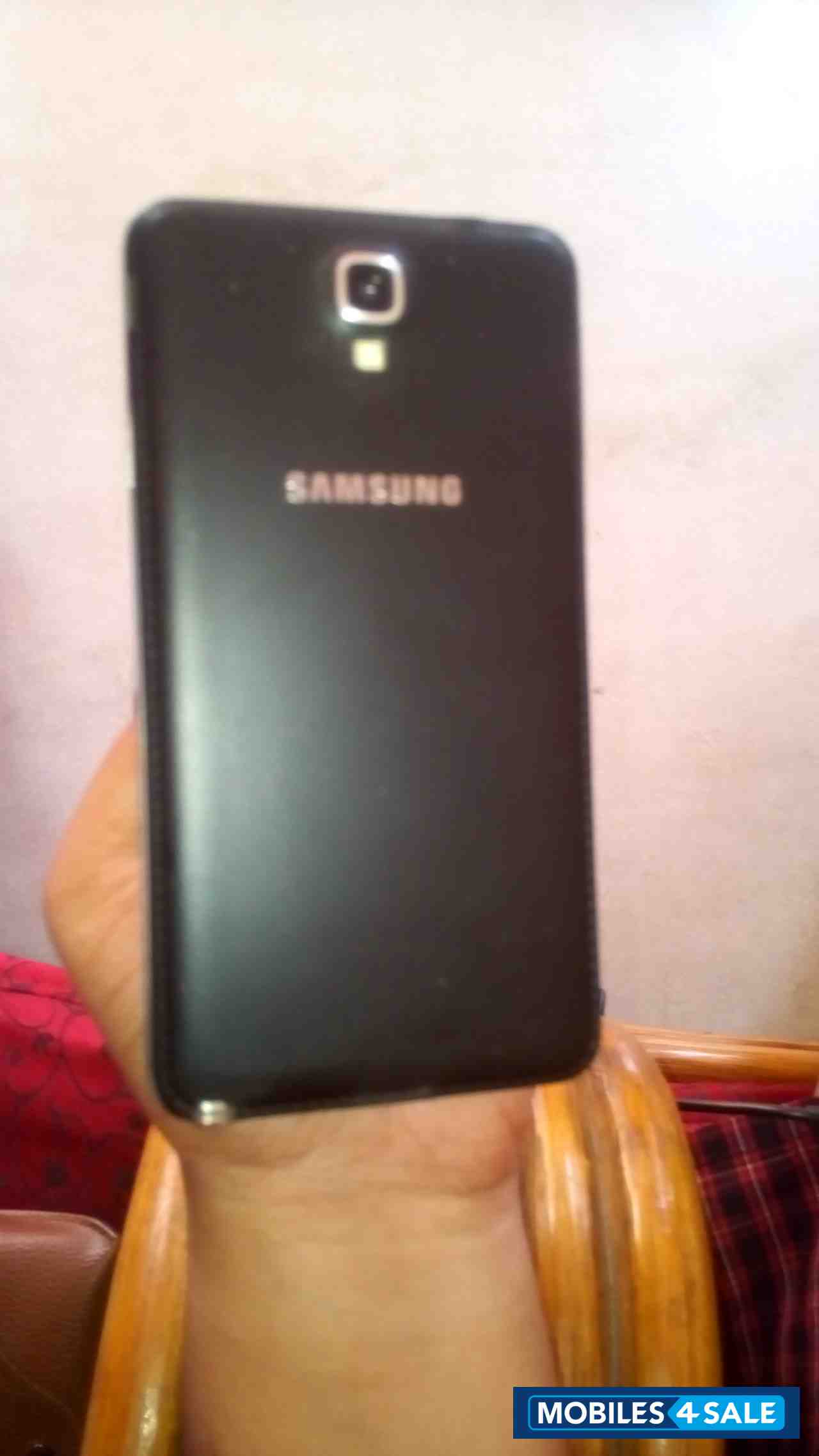 Black Samsung Galaxy Note 3 Neo