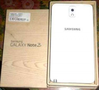 White Samsung Galaxy Note 3