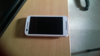 White Motorola MOTO E