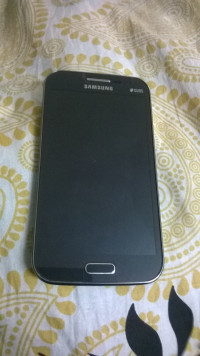 Black Samsung Galaxy Grand Quarttro