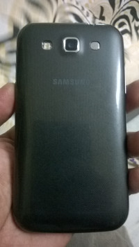 Black Samsung Galaxy Grand Quarttro