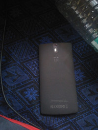 Sandstone Black OnePlus One