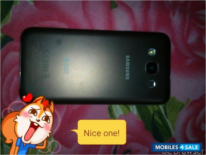 Brown Samsung E-series galaxy E5