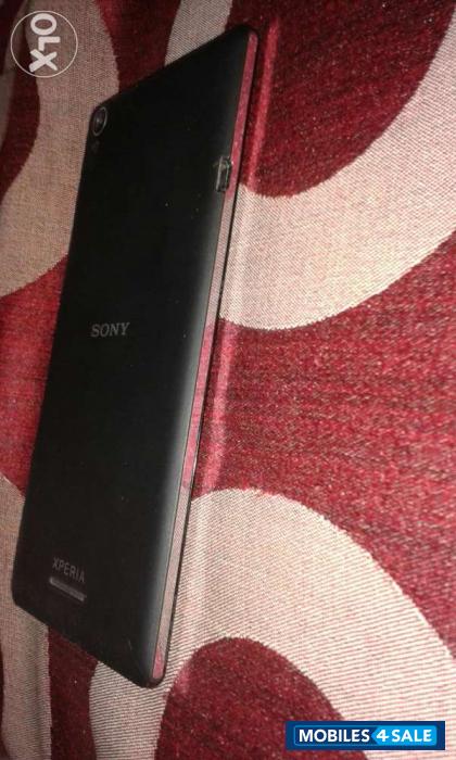 Black Sony Xperia T3