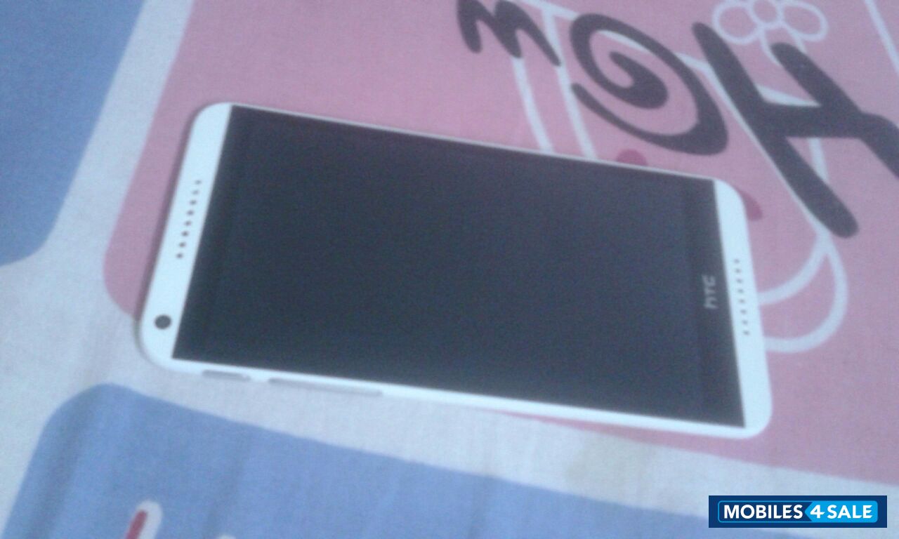 White HTC Desire 816