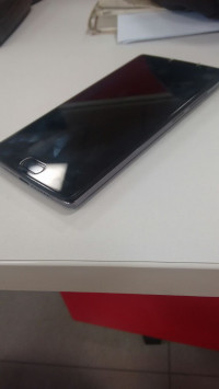 Black OnePlus Two